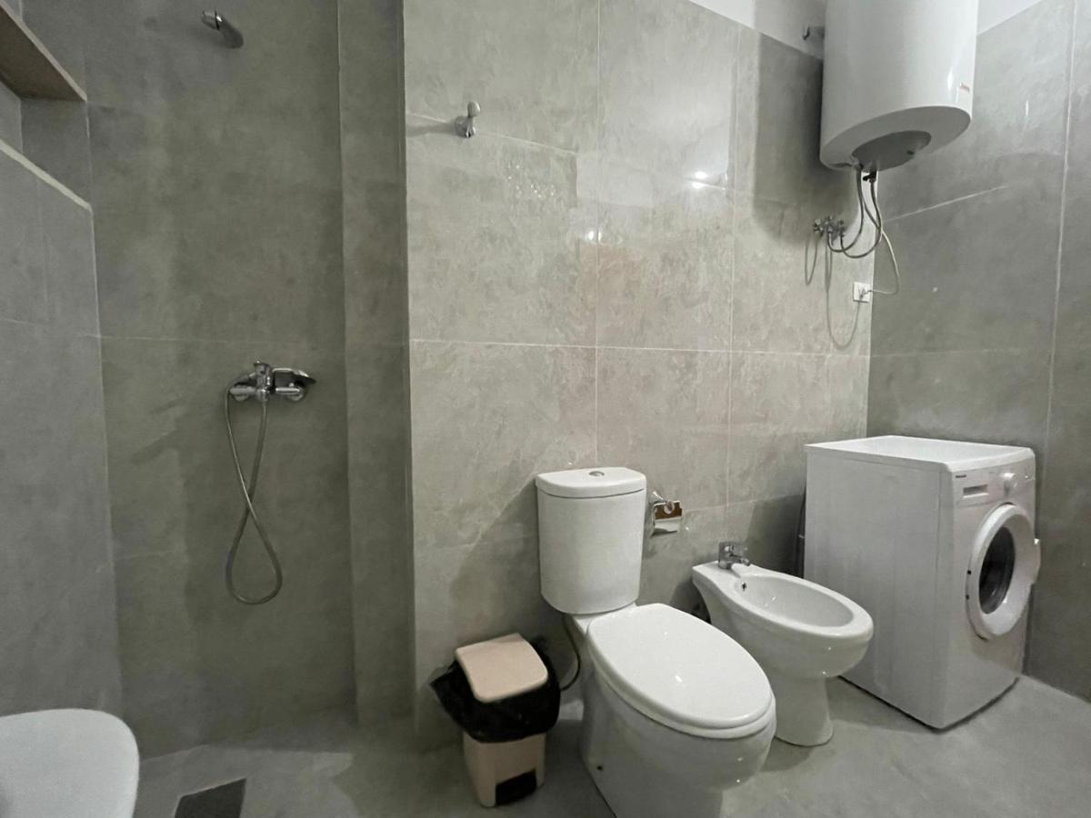 Kraal Apartments Vlorë Exterior foto